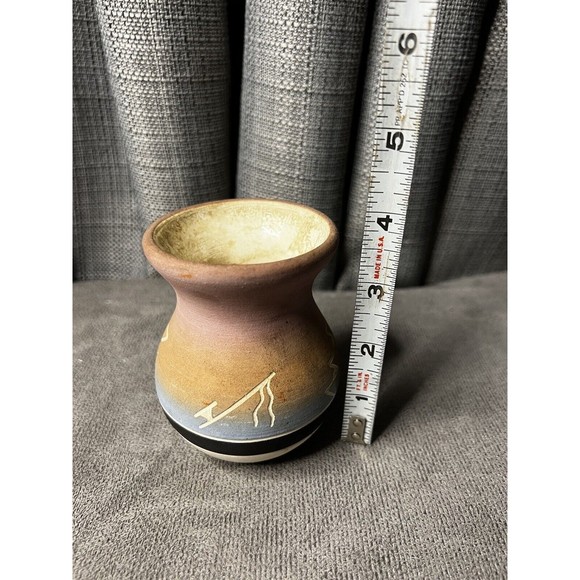 VTG Sioux Pottery Native American Vase Planter Signed 4” Indiana Pastel Colors - Picture 8 of 11